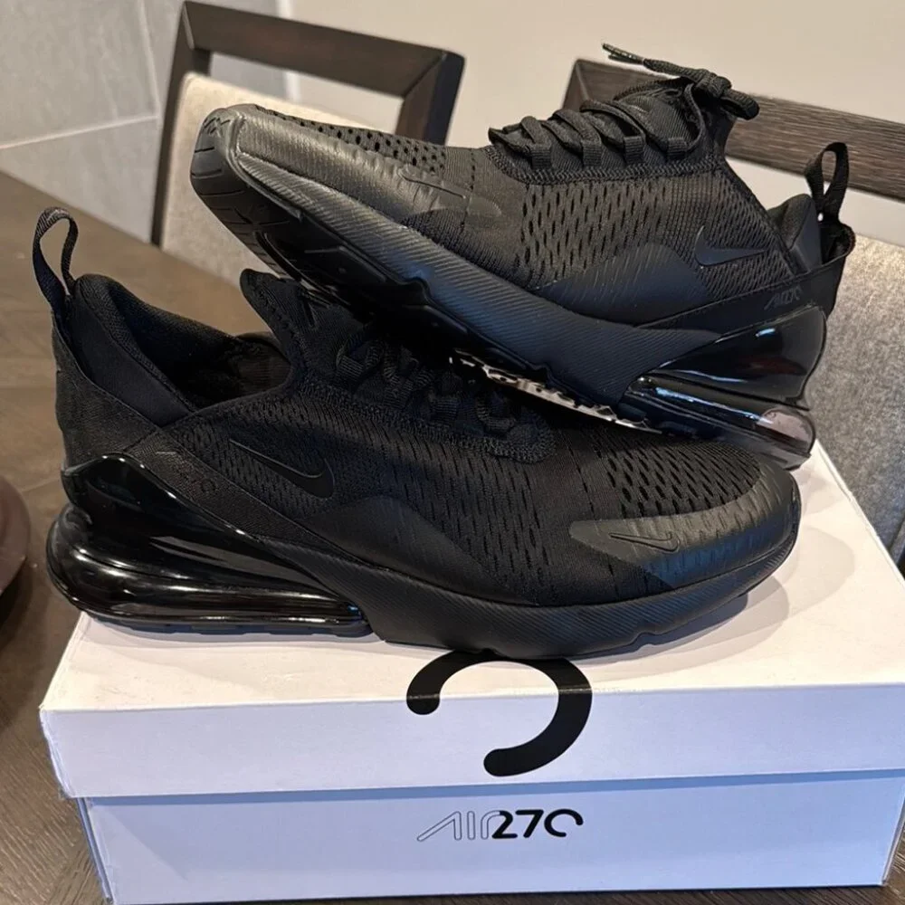 Nike Black Air Max 270 Sneakers